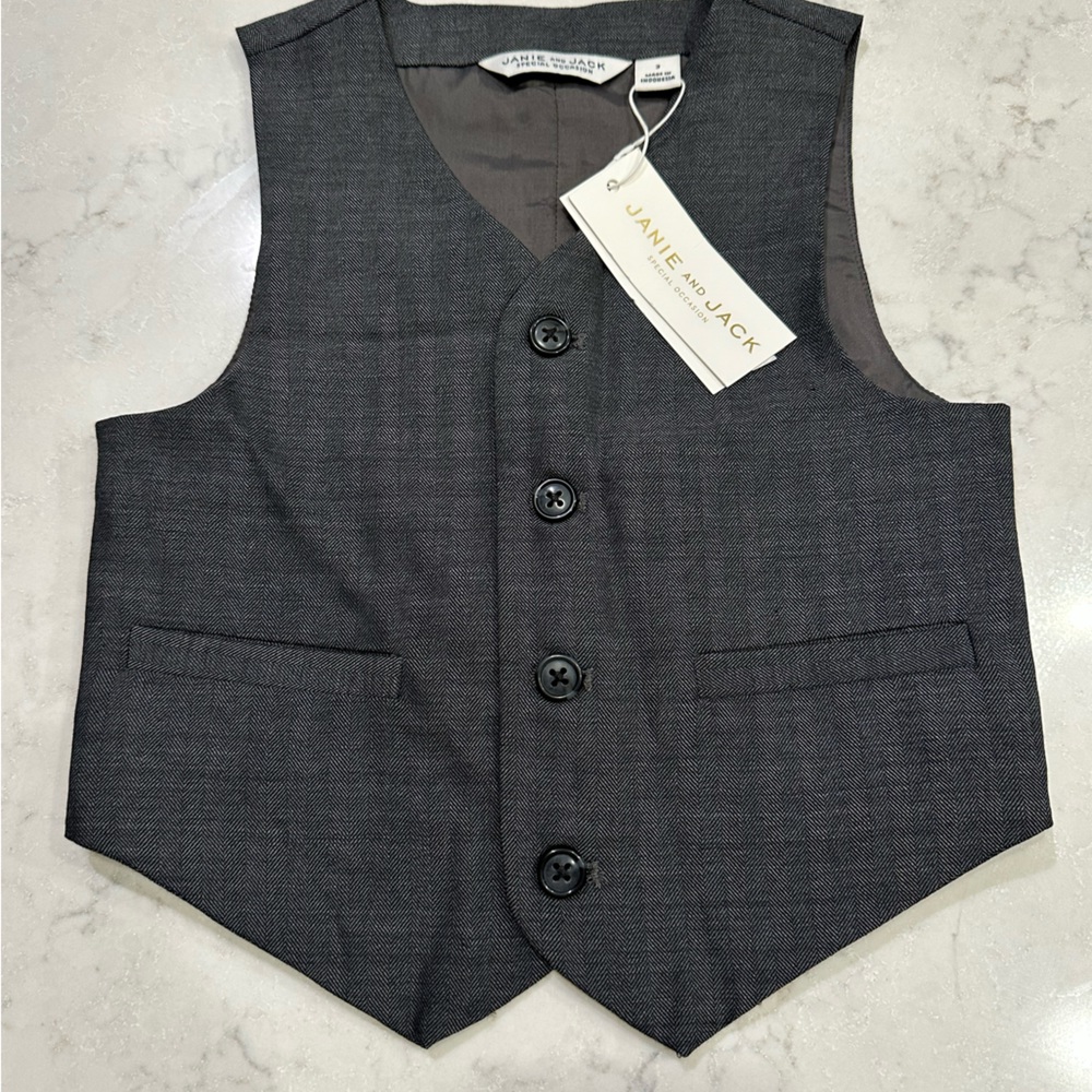 Brand new Janie & Jack Vest, Dark Grey, 3T